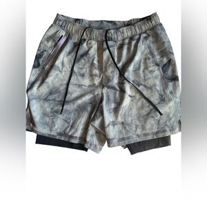 Lululemon Pace Breaker Out Of Mind liner Shorts Size M